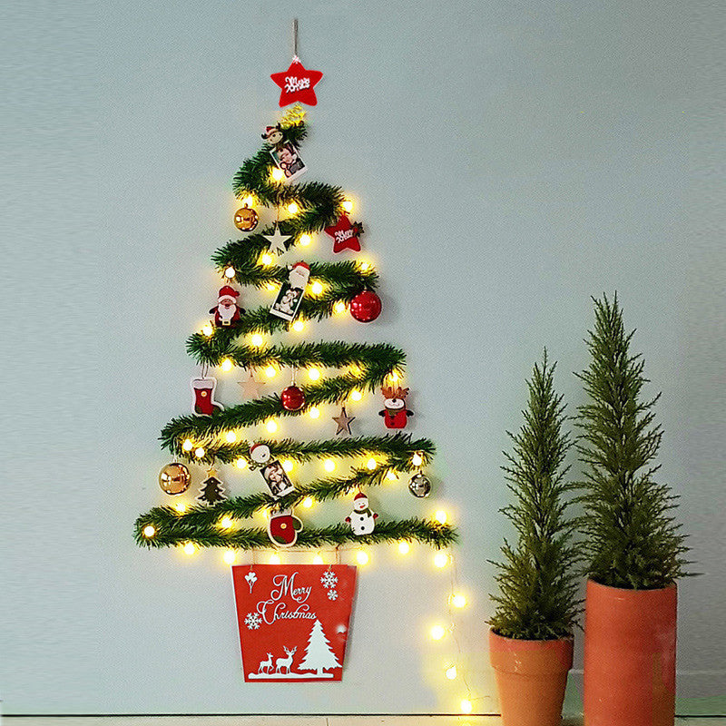 Creative Christmas Wall Decoration With Lights