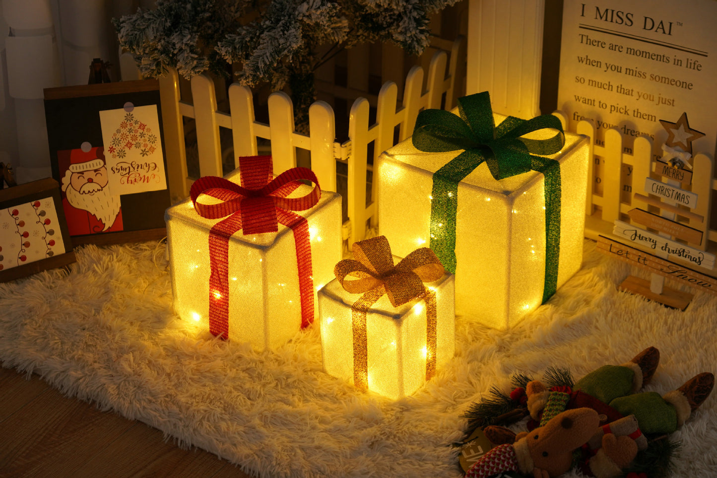 Remote Control Christmas LED Gift Box  Three-Piece Decoration