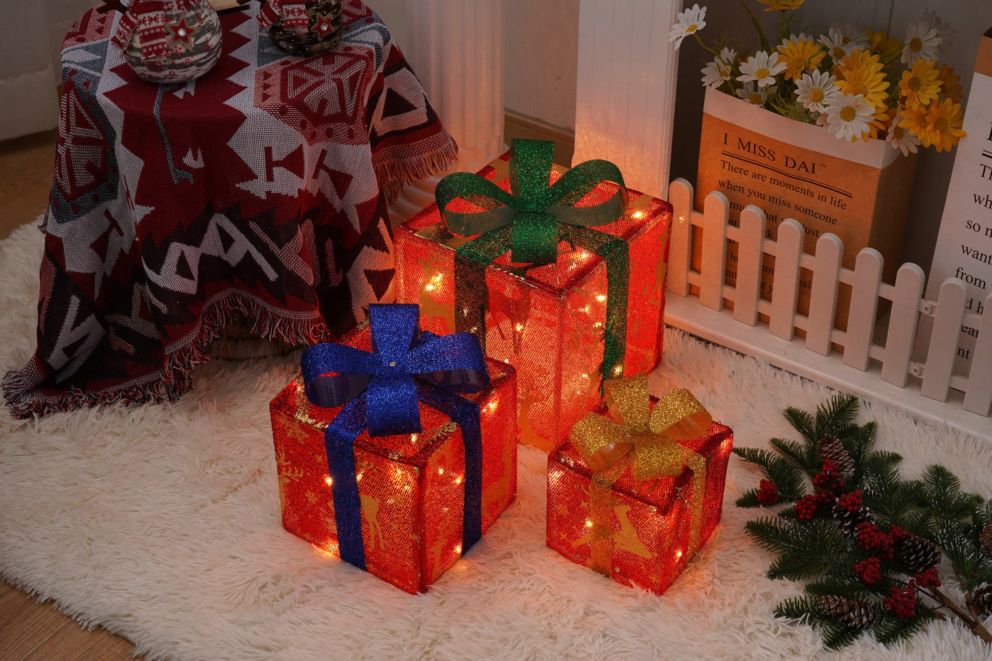 Remote Control Christmas LED Gift Box  Three-Piece Decoration