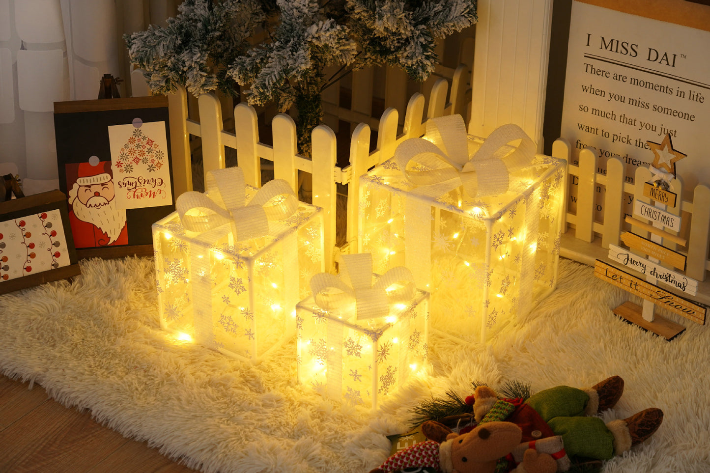 Remote Control Christmas LED Gift Box  Three-Piece Decoration