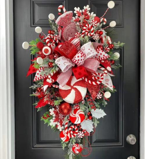 Christmas Jumbo Wreath and Stair Ornament